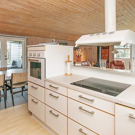 8 Person Holiday Home In Hesselager エクステリア 写真