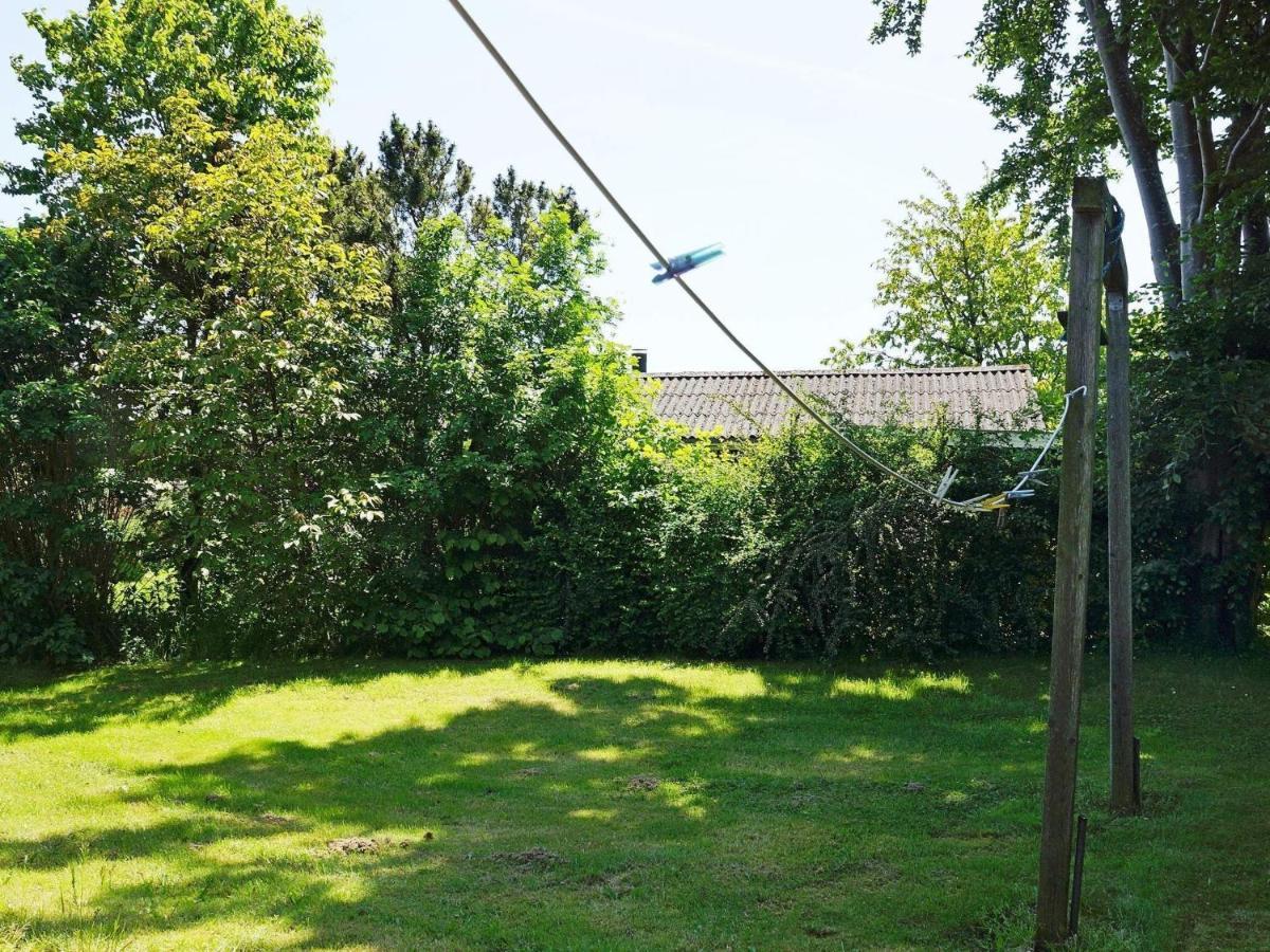 8 Person Holiday Home In Hesselager エクステリア 写真