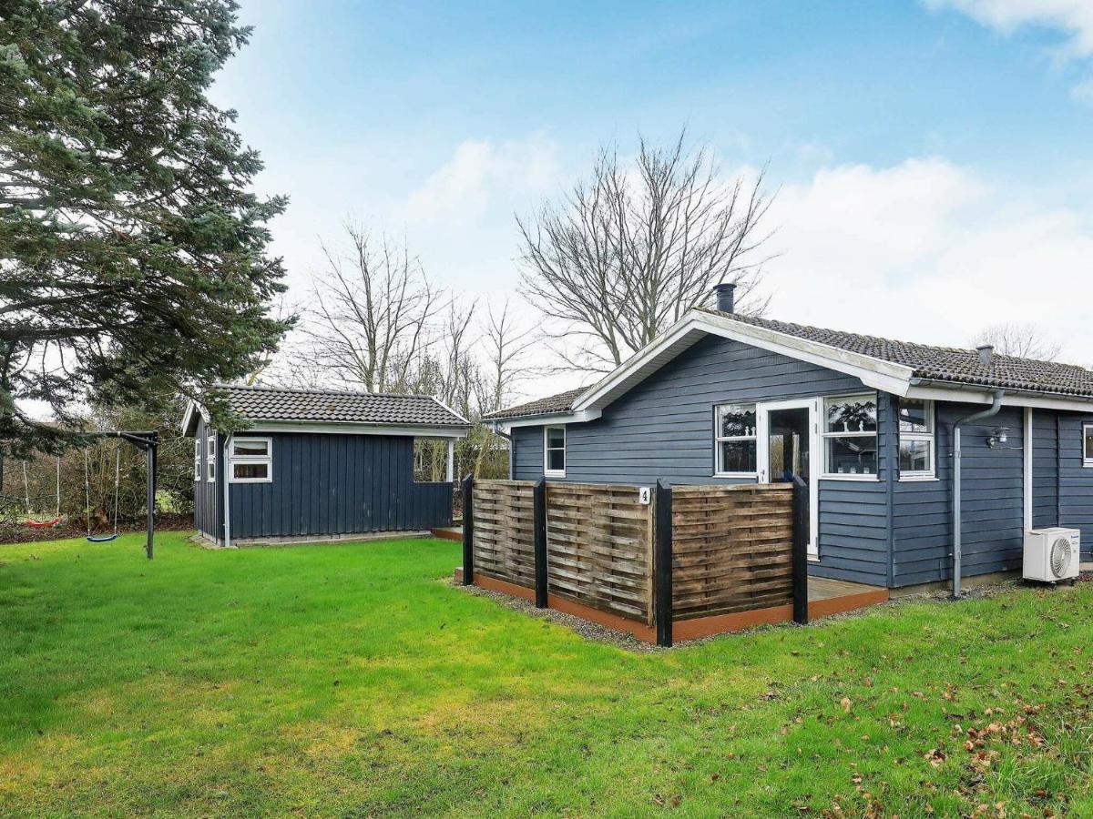 8 Person Holiday Home In Hesselager エクステリア 写真